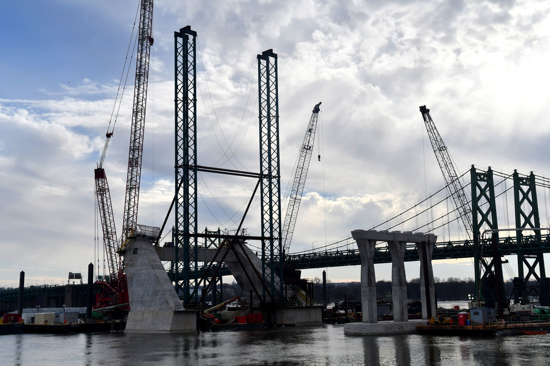 Interstate 74 Bridge construction update